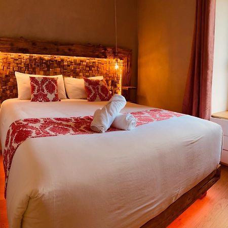 Bed and Breakfast Le Moulin Du Guy, Proche Du Puy Dufou Chanverrie Zewnętrze zdjęcie