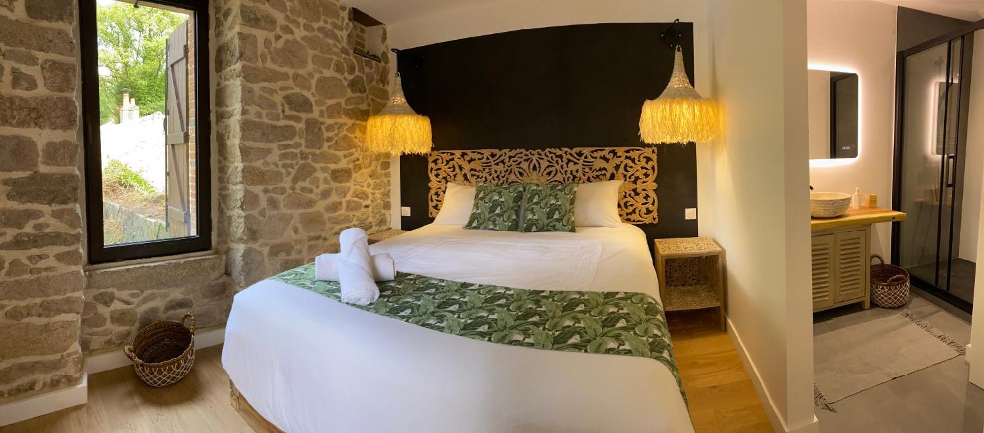 Bed and Breakfast Le Moulin Du Guy, Proche Du Puy Dufou Chanverrie Zewnętrze zdjęcie