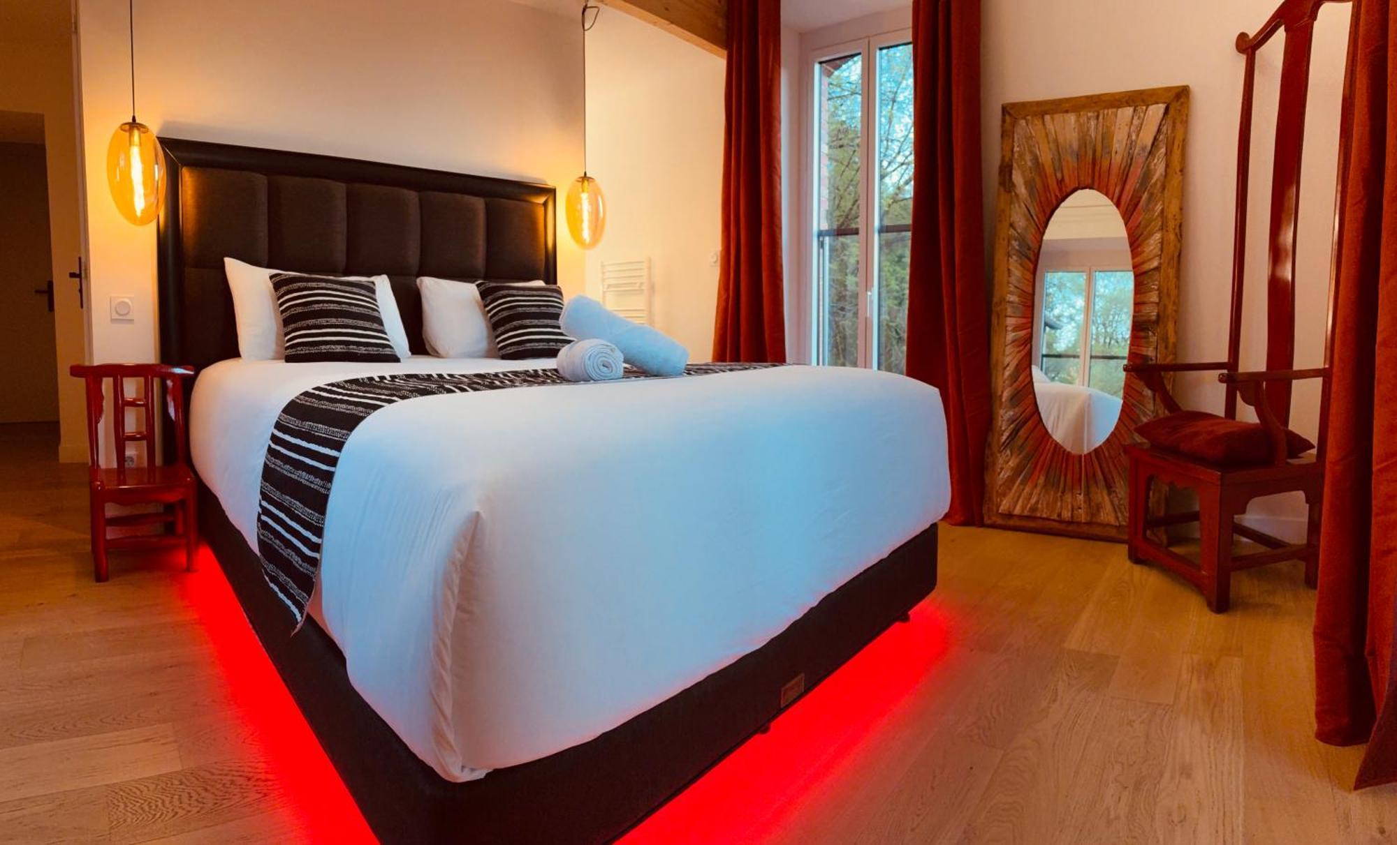 Bed and Breakfast Le Moulin Du Guy, Proche Du Puy Dufou Chanverrie Zewnętrze zdjęcie