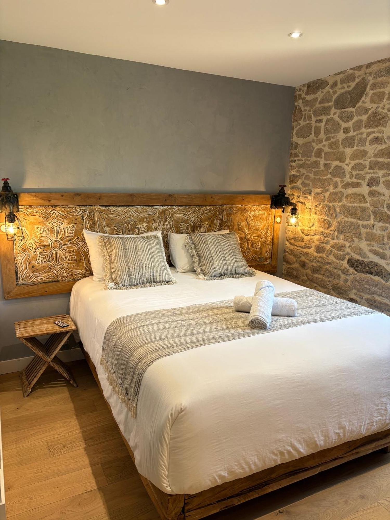 Bed and Breakfast Le Moulin Du Guy, Proche Du Puy Dufou Chanverrie Zewnętrze zdjęcie